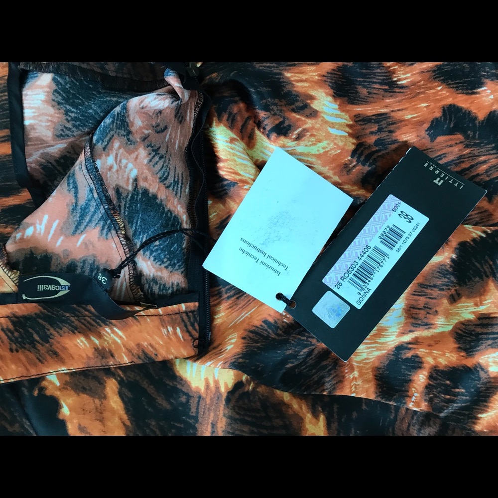 Just Cavalli brand new silk stunning skirt 38